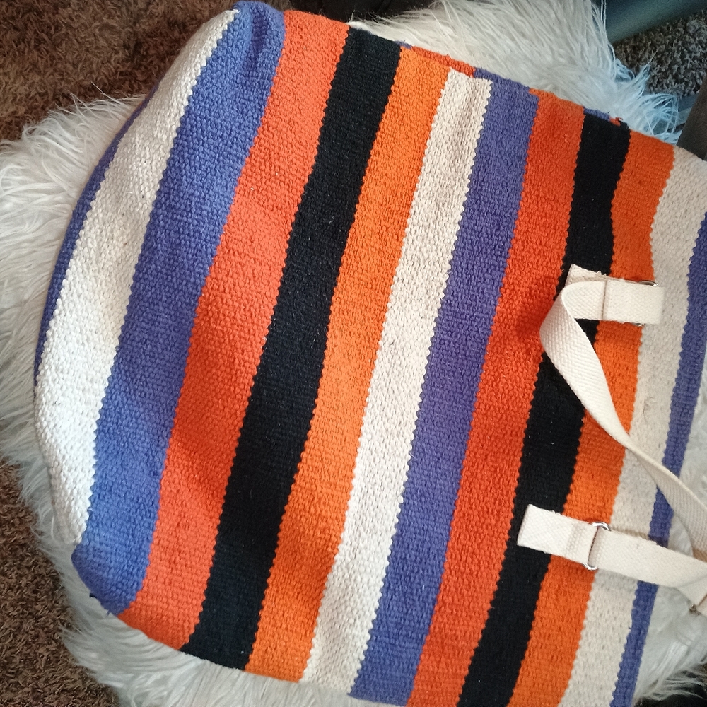 Ruggine Rug Tote - Picture 2 of 3